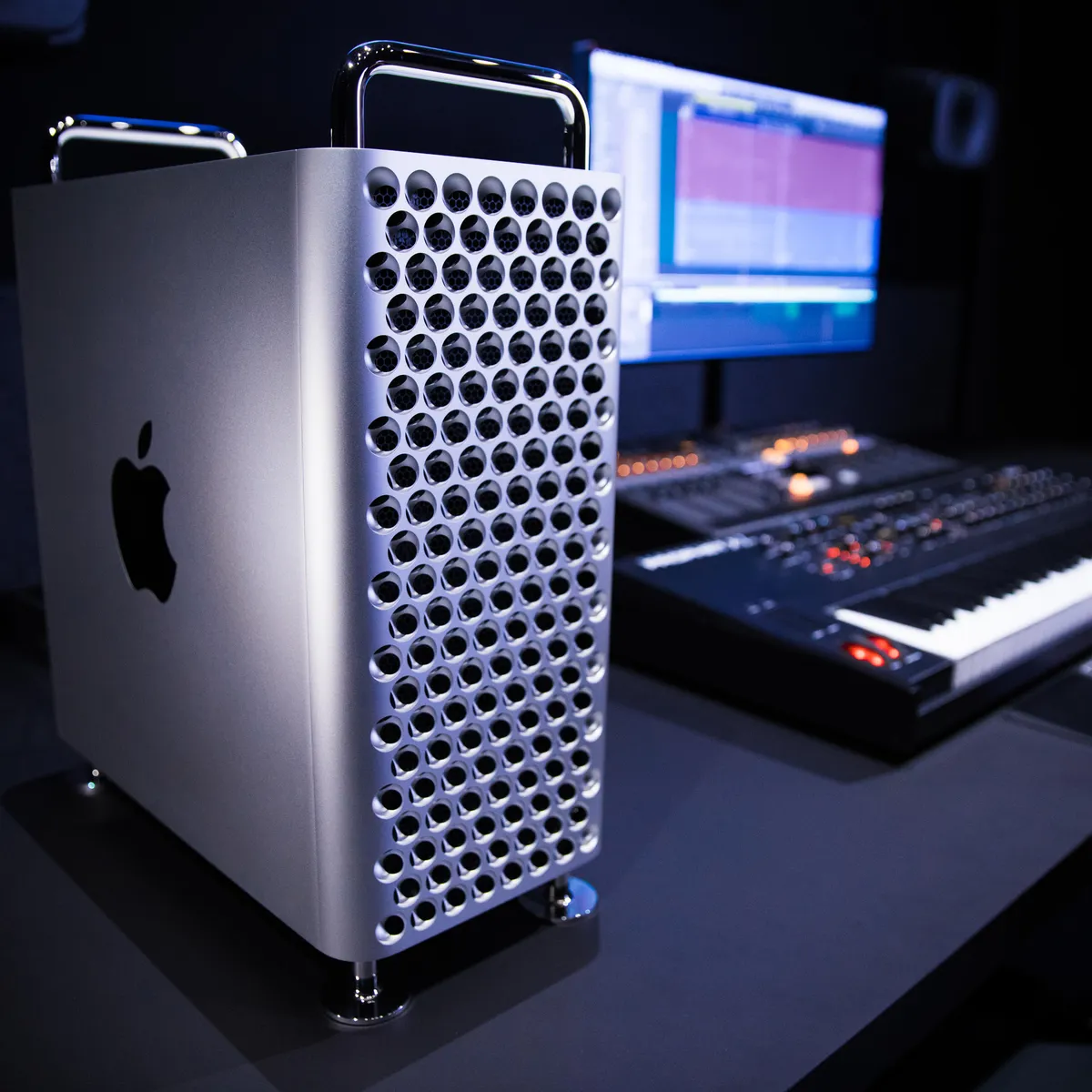 Apple Mac Pro Grille